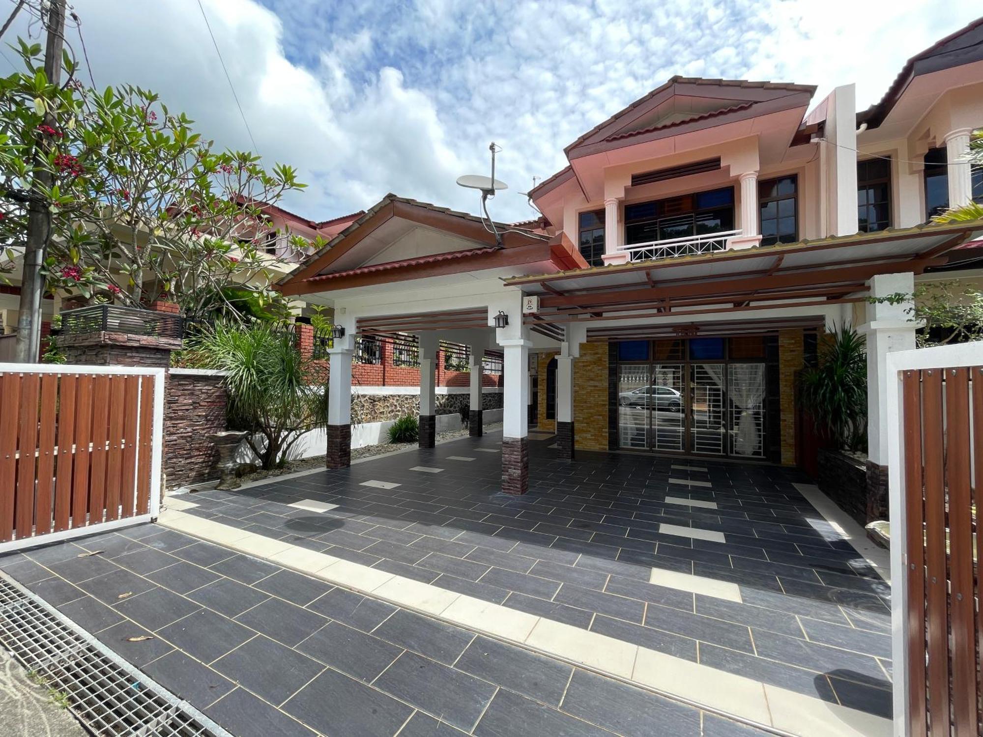 Langkawi Cozy Holiday Home At Bukit Indah By Zervin Kuah Exterior foto